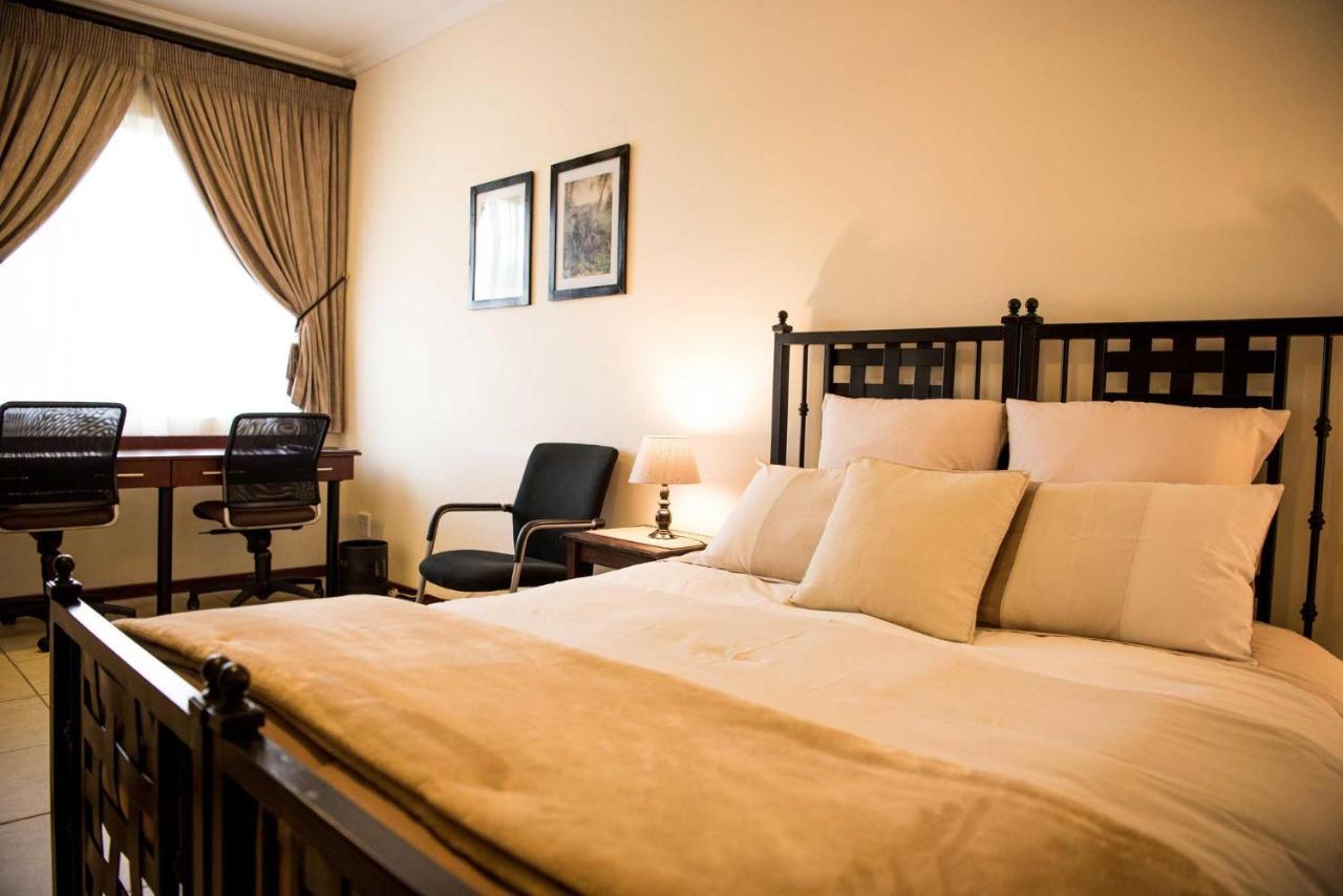 Amohela Guesthouse Midrand Exterior foto