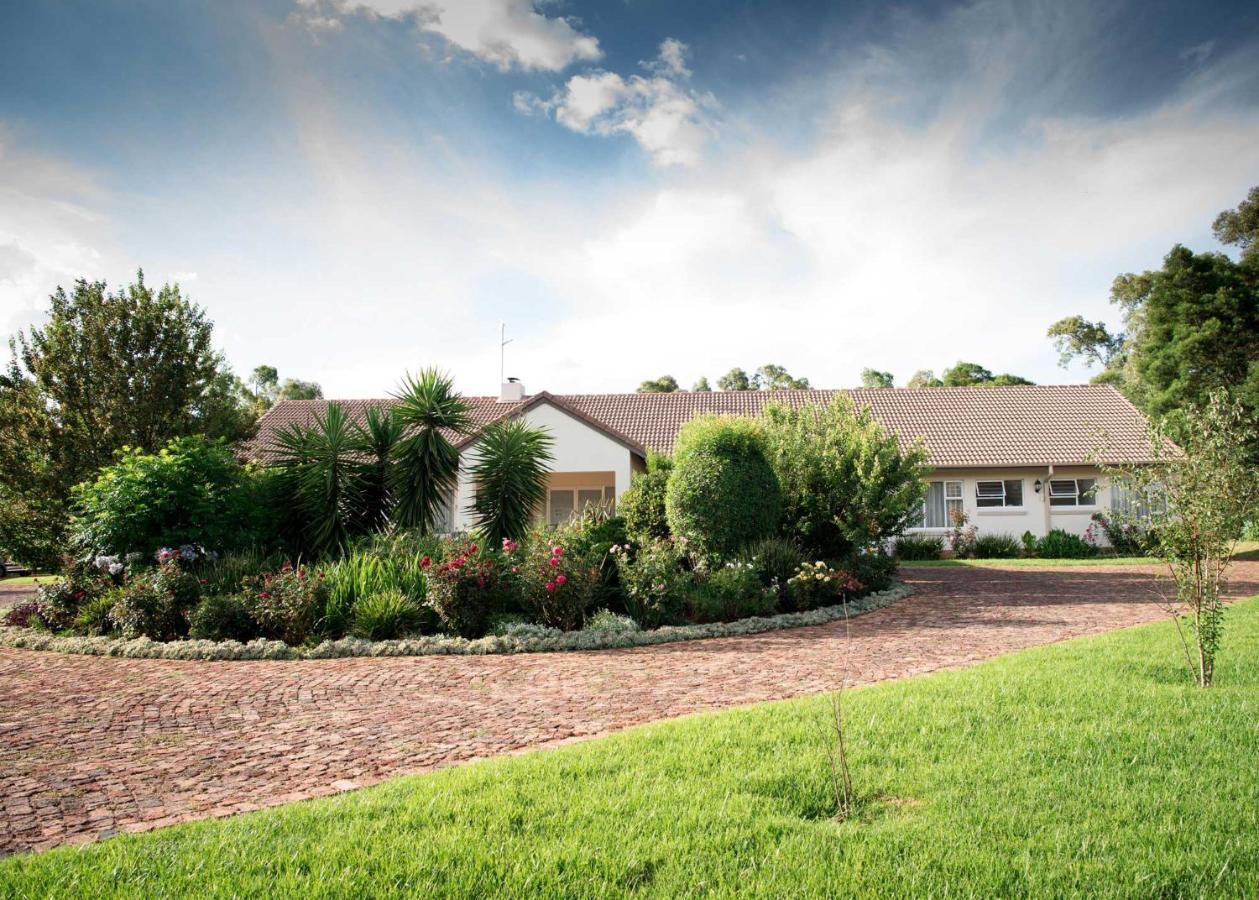 Amohela Guesthouse Midrand Exterior foto