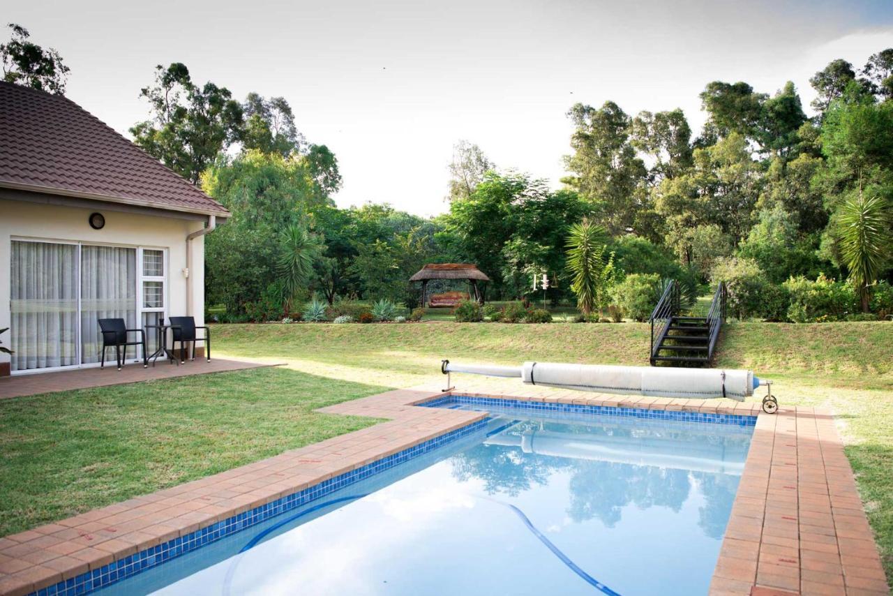 Amohela Guesthouse Midrand Exterior foto